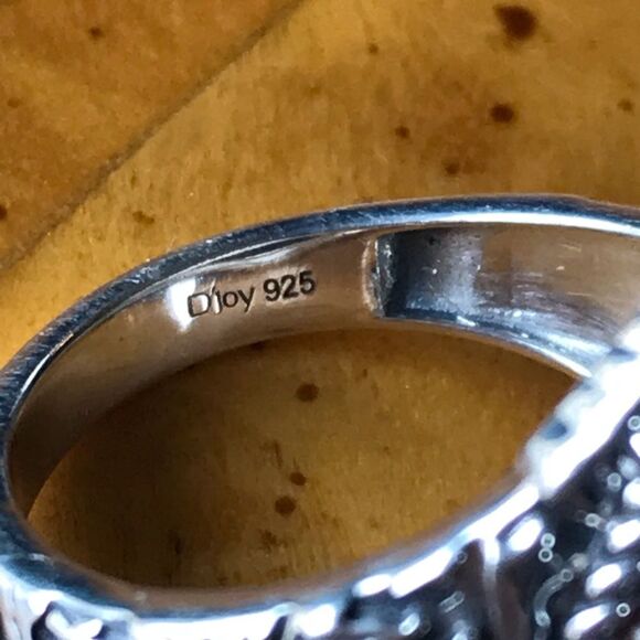 Natural White Buffalo Sterling Silver Ring Size 7 - Picture 6 of 10